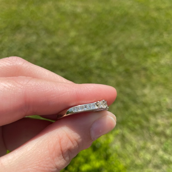 Engagement Ring *READ DESCRIPTION* - Picture 8 of 8